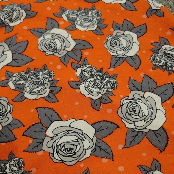 Perfect T - Picture 2 of 8